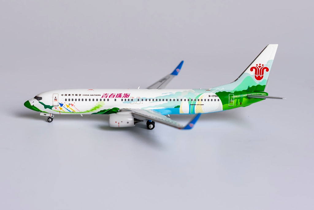 China Southern Boeing 737-800 B-1700 Zhuhai City Of Youth NG Model 58120 Scale 1:400
