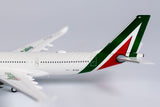 Alitalia Airbus A330-200 EI-EJK Giotto NG Model 61037 Scale 1:400