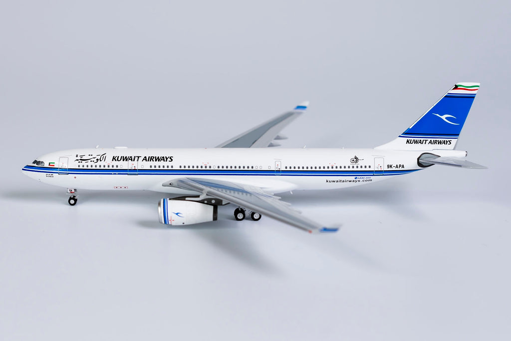 Kuwait Airways Airbus A330-200 9K-APA NG Model 61039 Scale 1:400
