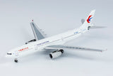 China Eastern Airbus A330-300 B-300Q NG Model 62033 Scale 1:400