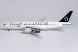 United Boeing 777-200ER N77022 Star Alliance NG Model 72001 Scale 1:400