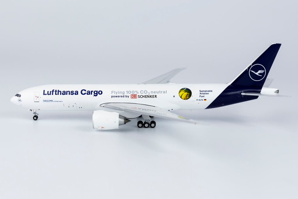 Lufthansa Cargo Boeing 777F D-ALFG Flying 100% CO2 Neutral NG Model 72006 Scale 1:400