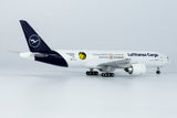 Lufthansa Cargo Boeing 777F D-ALFG Flying 100% CO2 Neutral NG Model 72006 Scale 1:400