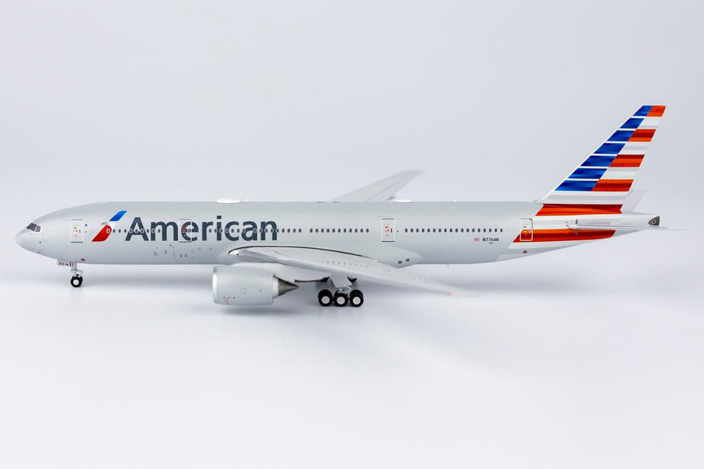 American Airlines Boeing 777-200ER N776AN NG Model 72016 Scale 1:400