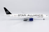 United Boeing 777-200ER N218UA Star Alliance With Blue Engines NG Model 72021 Scale 1:400