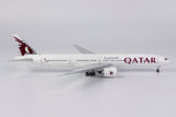 Qatar Airways Boeing 777-300ER A7-BOA NG Model 73011 Scale 1:400