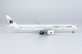 Qatar Airways Boeing 777-300ER A7-BOC NG Model 73017 Scale 1:400