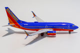 Southwest Boeing 737-700 N252WN NG Model 77002 Scale 1:400