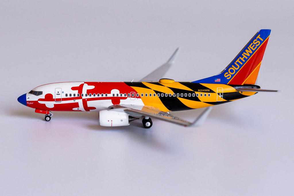 Southwest Boeing 737-700 N214WN Maryland One Canyon Blue With Blue Nose NG Model 77008 Scale 1:400