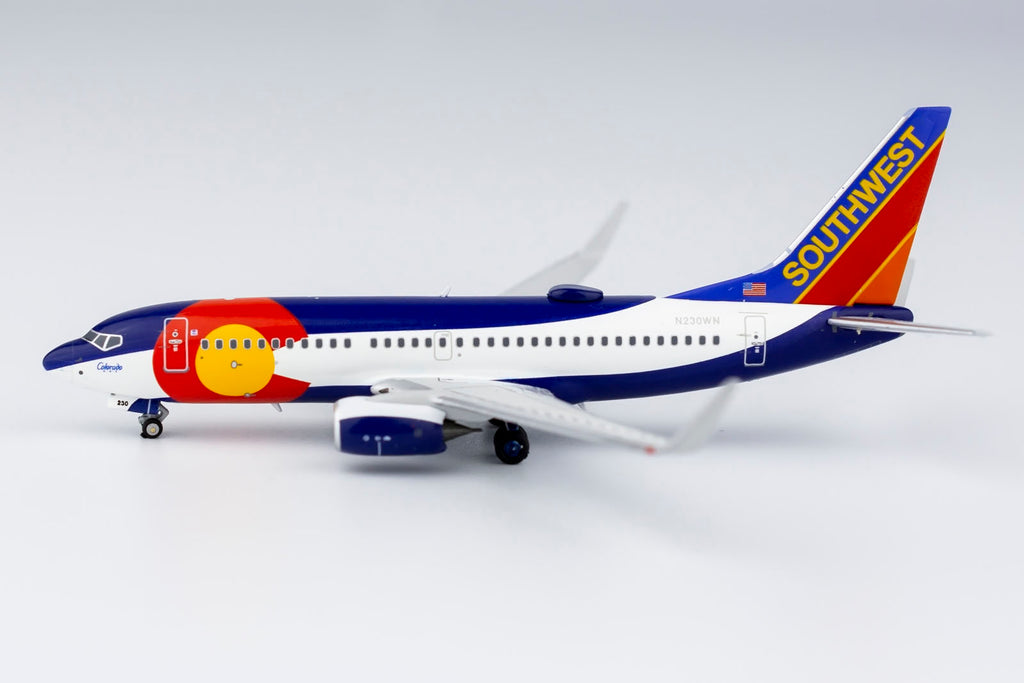 Southwest Boeing 737-700 N230WN Colorado One Canyon Blue NG Model 77020 Scale 1:400
