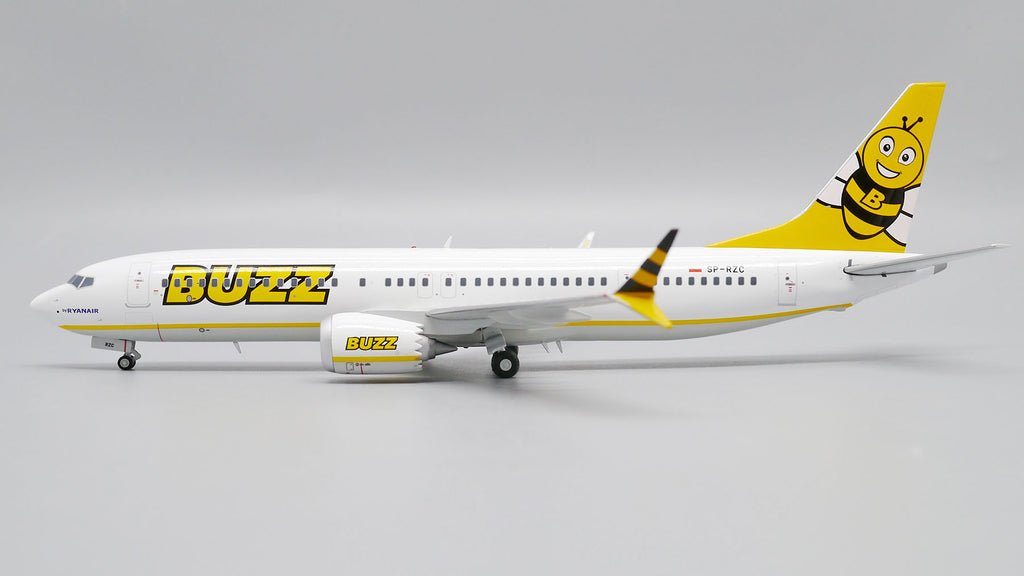 Buzz Boeing 737 MAX 8 SP-RZC JC Wings EW238M003 Scale 1:200