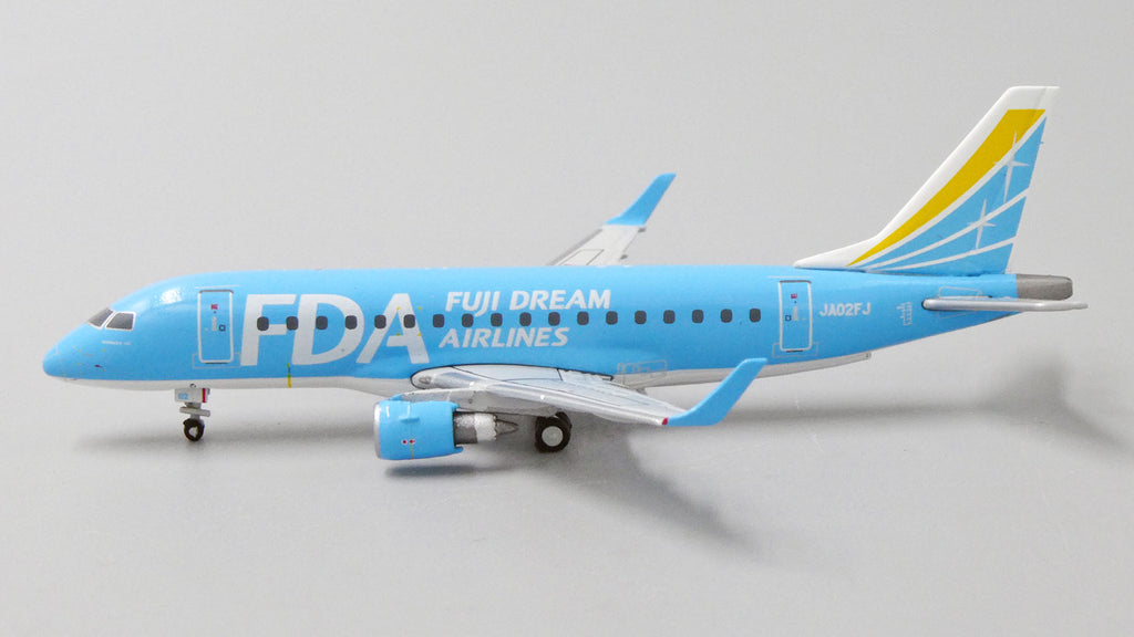 Fuji Dream Airlines Embraer E-170 JA02FJ JC Wings EW4170002 Scale 1:400