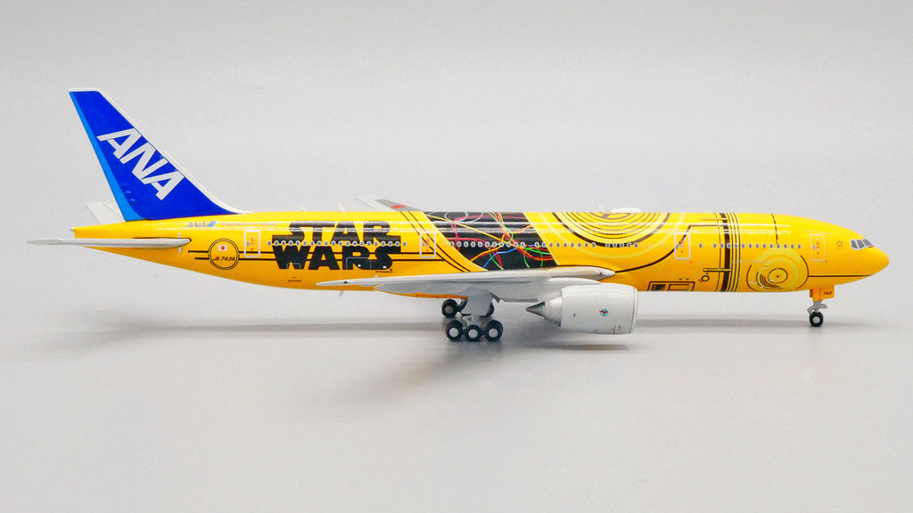 全日空商事 ANA 1/200 B777-200ER スターウォーズジェット - 模型