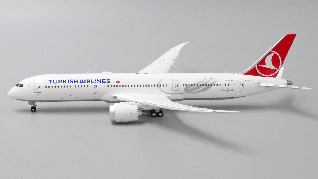 Turkish Airlines Boeing 787-9 Flaps Down TC-LLF JC Wings EW4789009A Scale 1:400