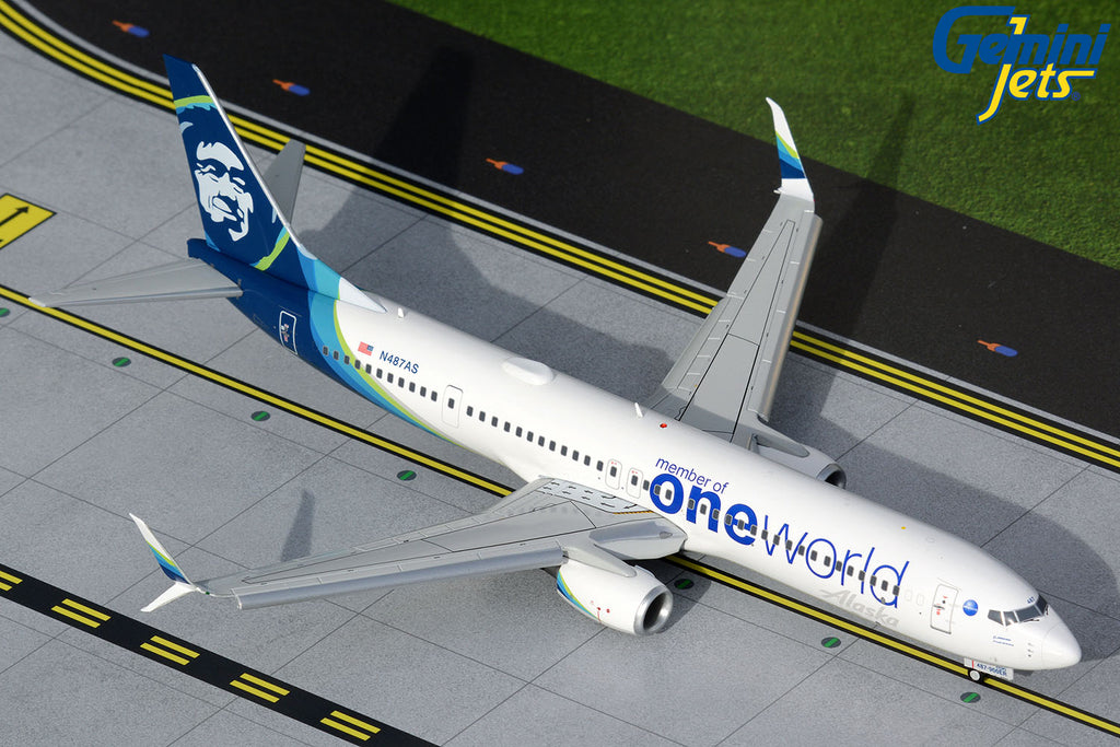 Alaska Airlines Boeing 737-900ER Flaps Down N487AS One World GeminiJets G2ASA1015F Scale 1:200