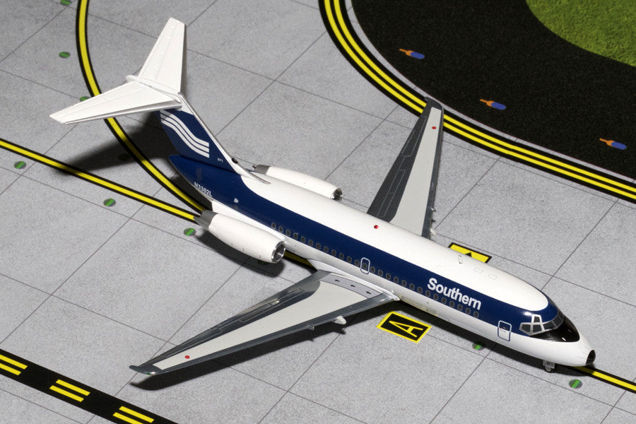 Southern DC-9-10 N3302L GeminiJets G2SOU222 Scale 1:200