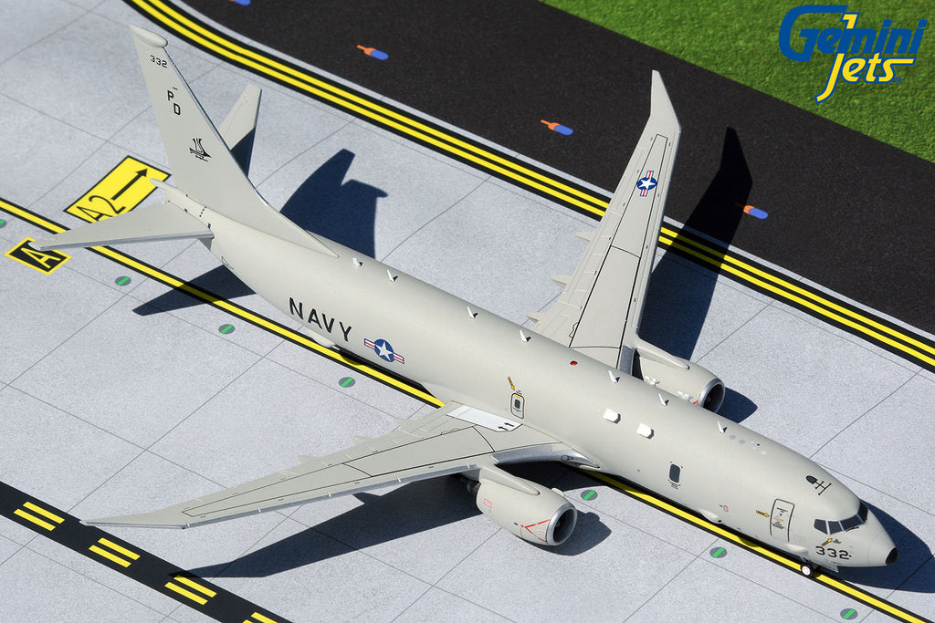 USN Boeing P-8 Poseidon 332 GeminiJets G2USN900 Scale 1:200