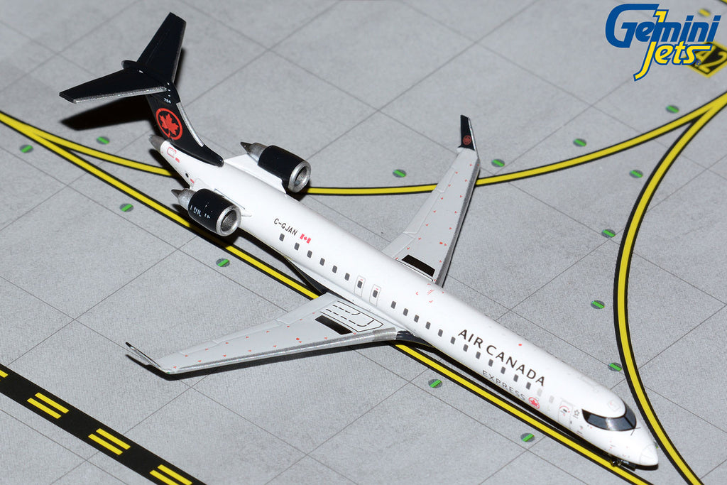 Air Canada Express Bombardier CRJ900LR C-GJAN GeminiJets GJACA2030 Scale 1:400