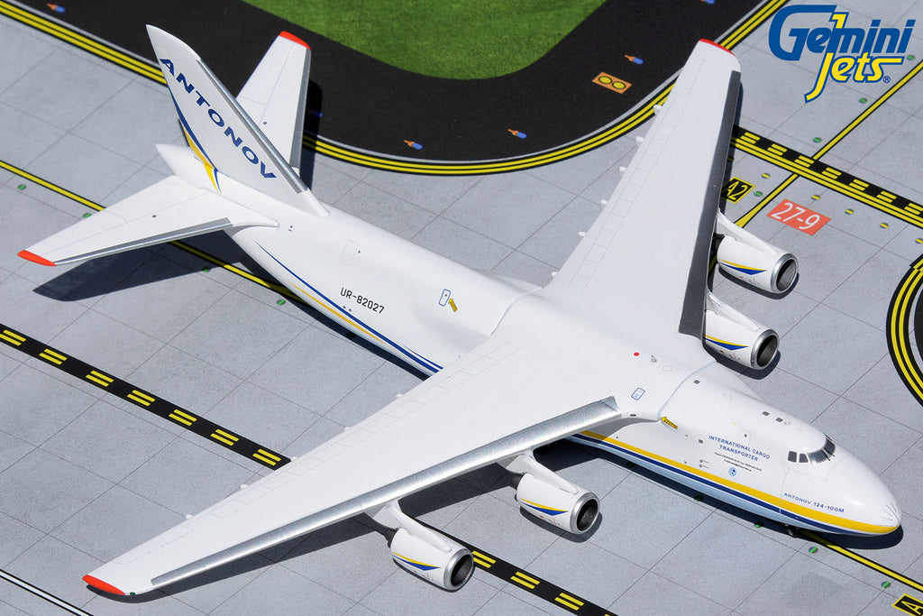 Antonov Airlines Antonov An-124 UR-82027 GeminiJets GJADB1989 Scale 1:400