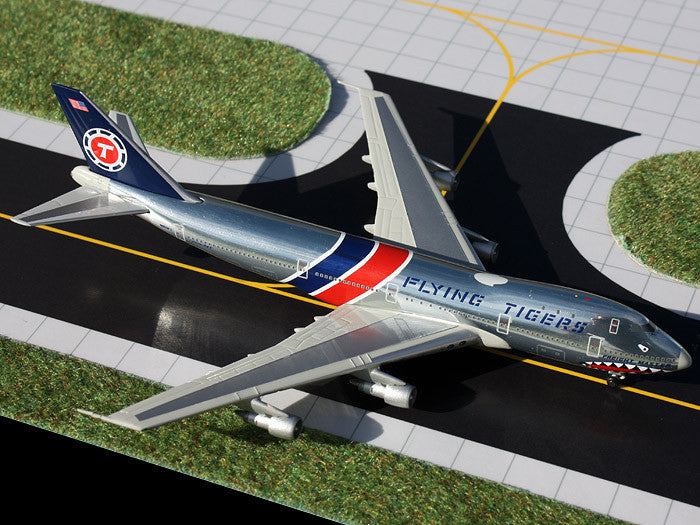 Flying Tigers Boeing 747-100 N800FT GeminiJets GJFTL1207 Scale 1:400