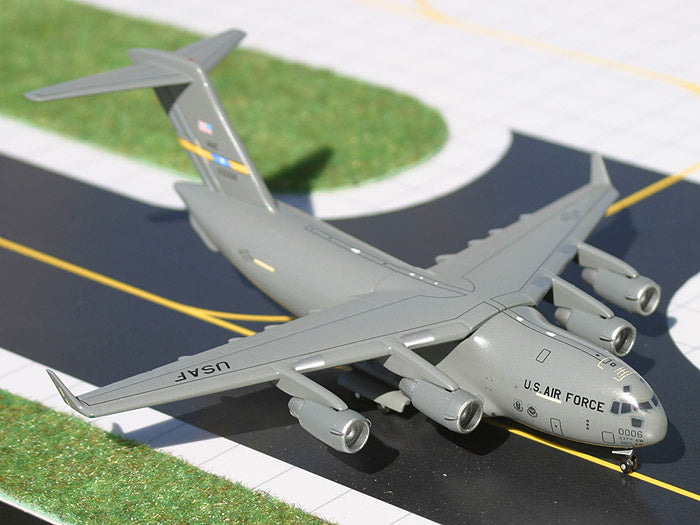 USAF Boeing C-17 96-0006 Charleston AFB GeminiJets GMUSA002 Scale 1:400