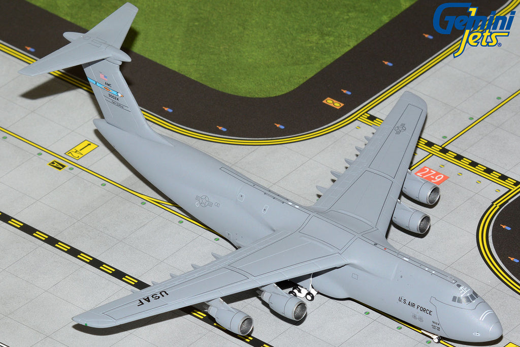 USAF Lockheed C-5M 69-0024 Dover AFB GeminiJets GMUSA122 Scale 1:400