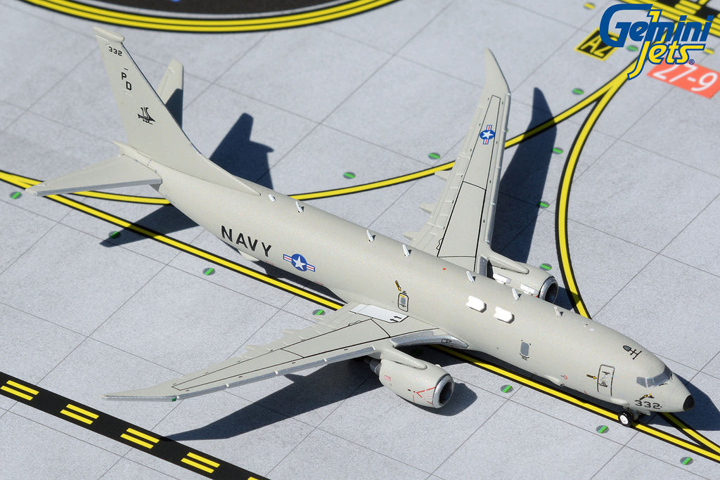 USN Boeing P-8 Poseidon 332 GeminiJets GMUSN101 Scale 1:400