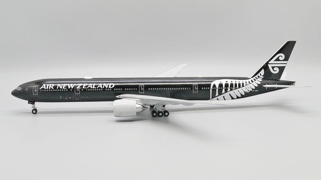 Air New Zealand Boeing 777-300ER Advanced Engine Option ZK-OKQ All Blacks  JC Wings JC2ANZ0157E XX20157E Scale 1:200