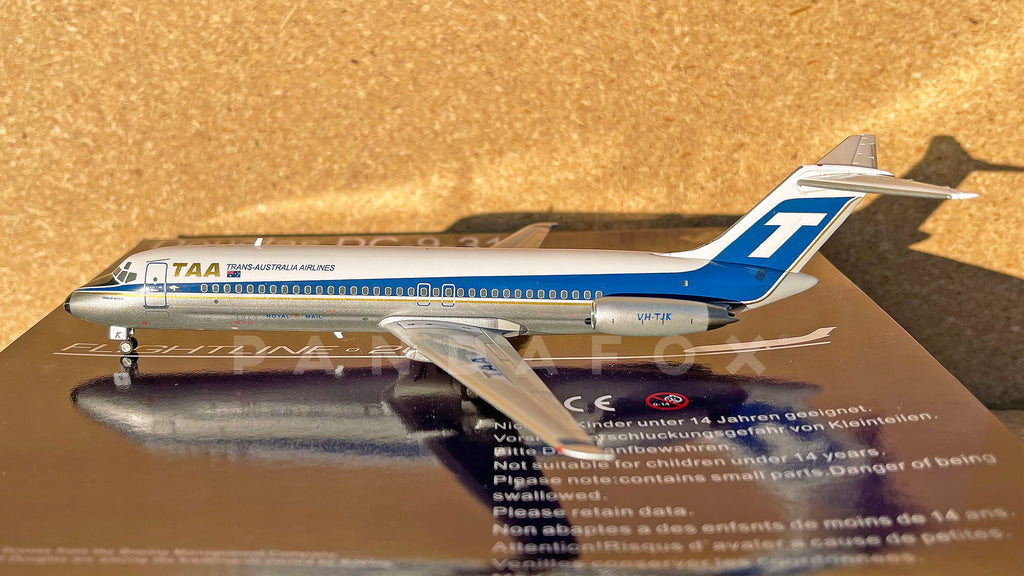 Trans Australia Airlines TAA DC-9-31 VH-TJK JC Wings JC2TAA057 JC2057 Scale 1:200