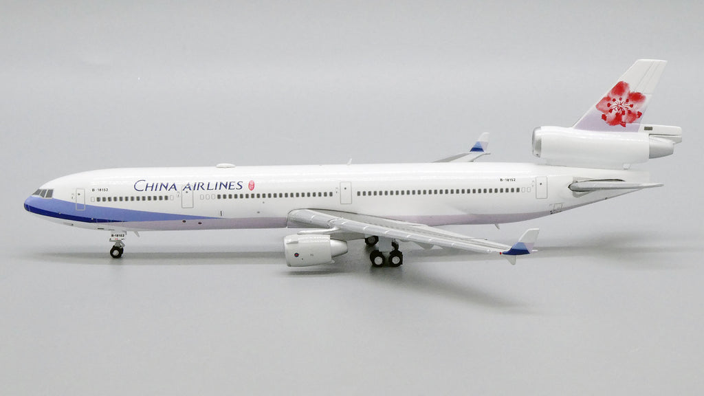 China Airlines MD-11 B-18152 JC Wings JC4CAL457 XX4457 Scale 1:400