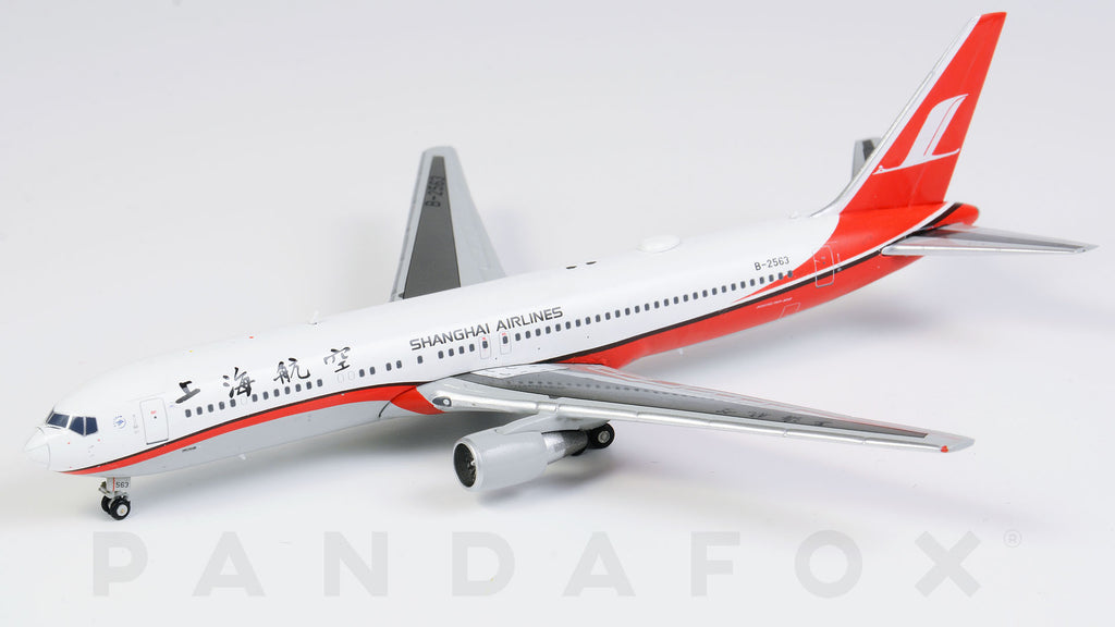 Shanghai Airlines Boeing 767-300 B-2563 JC Wings JC4CSH028 XX4028 Scale 1:400