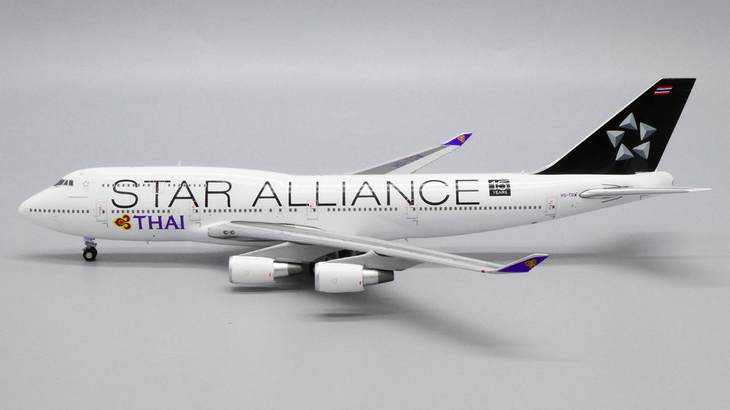 Thai Airways Boeing 747-400 HS-TGW Star Alliance JC Wings JC4THA898 XX4898  Scale 1:400