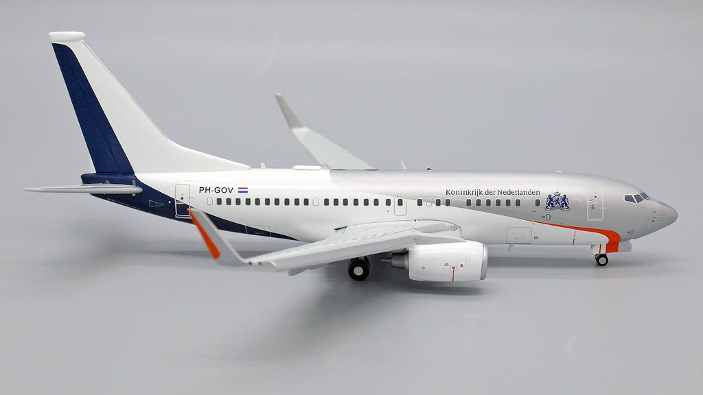 アクセサリー ネックレス Netherlands Government Boeing 737-700 BBJ Flaps Down PH-GOV JC Wings  LH2NGOV307A LH2307A Scale 1:200