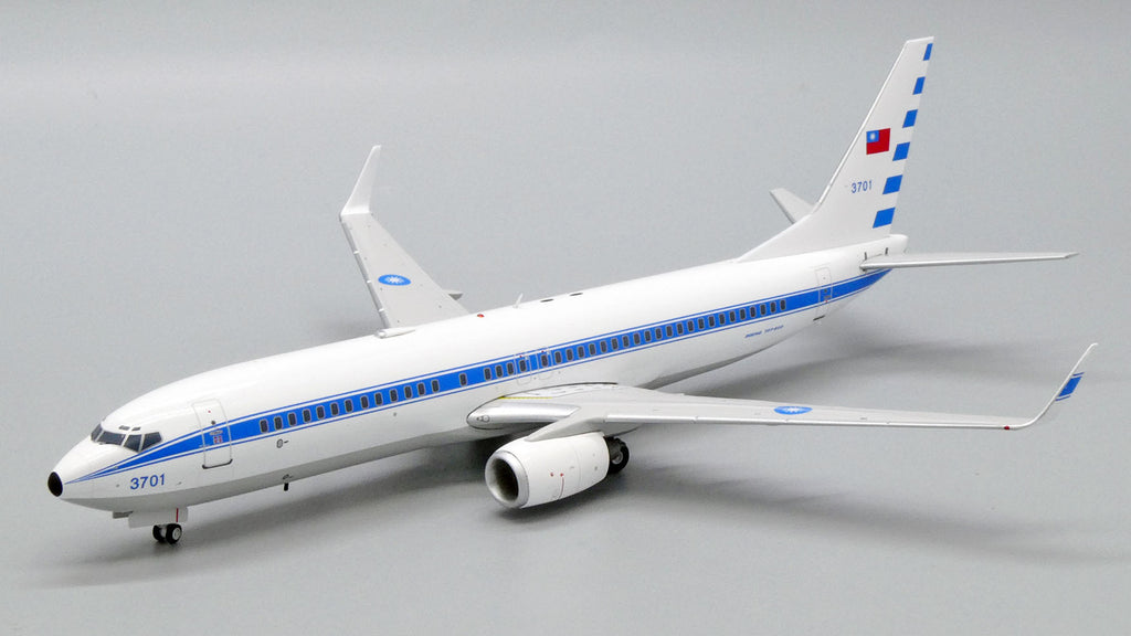 Taiwan Air Force Boeing 737-800 3701 JC Wings LH2TAF243 LH2243 Scale 1:200