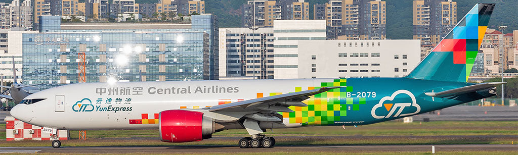 Central Airlines Boeing 777F Interactive B-2079 JC Wings LH4HLF317C LH4317C Scale 1:400