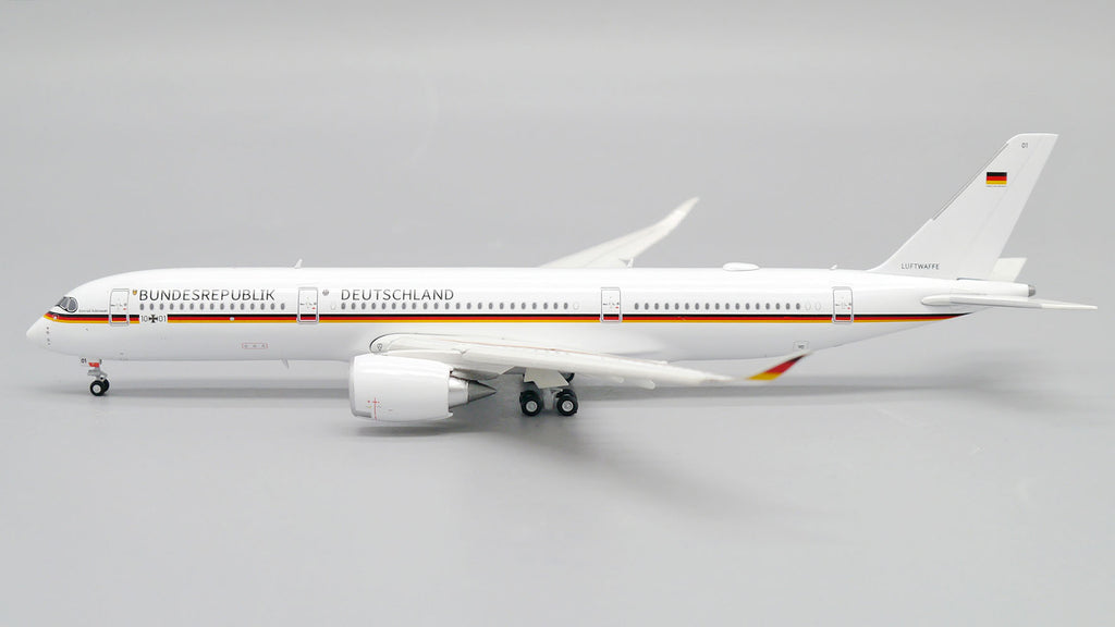 German Air Force (Luftwaffe) Airbus A350-900ACJ Flaps Down 10+01 JC Wings LH4LFT246A LH4246A Scale 1:400