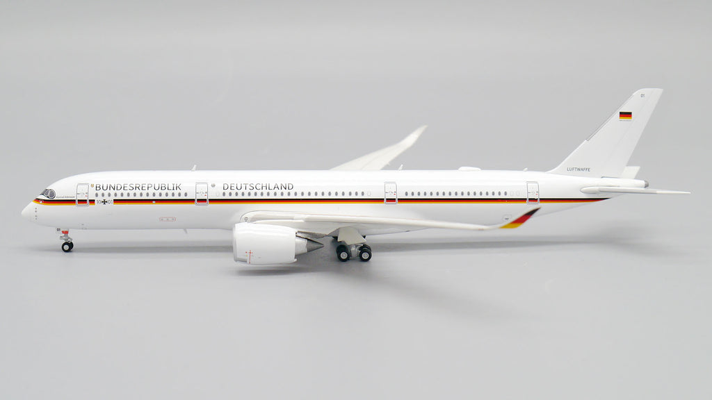 German Air Force (Luftwaffe) Airbus A350-900ACJ 10+01 JC Wings LH4LFT246 LH4246 Scale 1:400