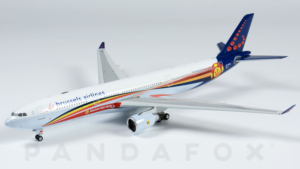 Brussels Airlines Airbus A330-300 OO-SFO Belgian Red Devils Phoenix PH4BEL1498 11287 Scale 1:400