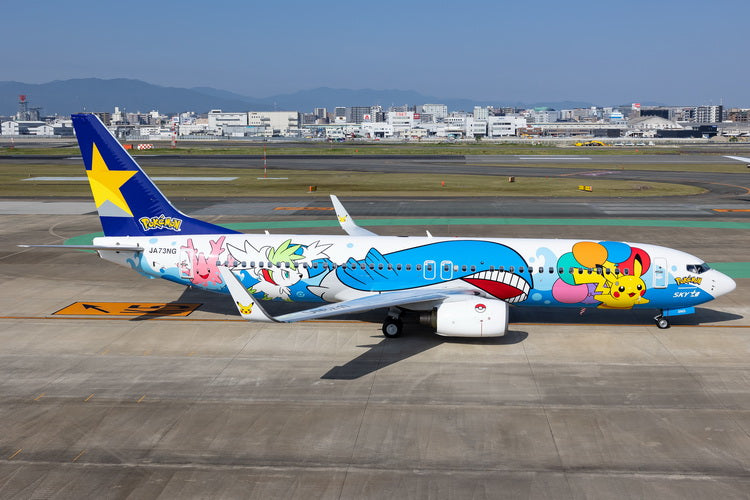 Skymark Airlines Boeing 737-800 JA73NG Phoenix PH4SKY2295 04467 Scale 1:400