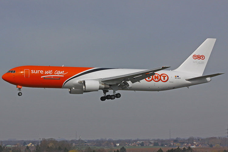TNT Boeing 767-300ER(BDSF) EC-LKV Phoenix PH4TNT2344 04486 Scale 1:400