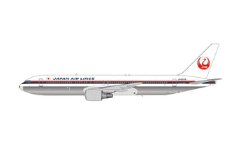 Japan Airlines Boeing 767-300ER JA8268 Phoenix 04586 Scale 1:400