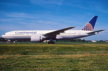 Continental Boeing 777-200ER N76010 Phoenix 04593 Scale 1:400