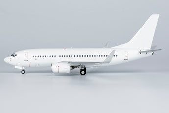 Blank/White Boeing 737-700 NG Model 05000 Scale 1:200