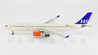 SAS Scandinavian Airlines Airbus A330-300 LN-RKH Phoenix 10488 PH4SAS607 Scale 1:400