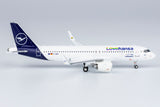 Lufthansa Airbus A320neo D-AINY Lovehansa NG Model 15009 Scale 1:400