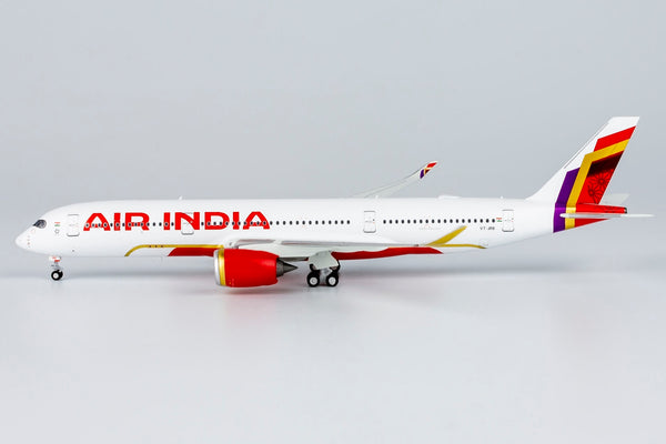 ブ*ピ様 アメリカン航空 A350-900 1/200 インフライト 楽天市場】1