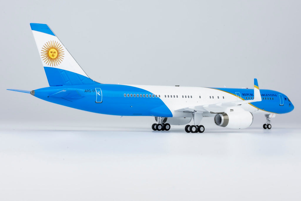 Argentina Air Force Boeing 757-200 ARG-01 NG Model 42001 Scale 1 