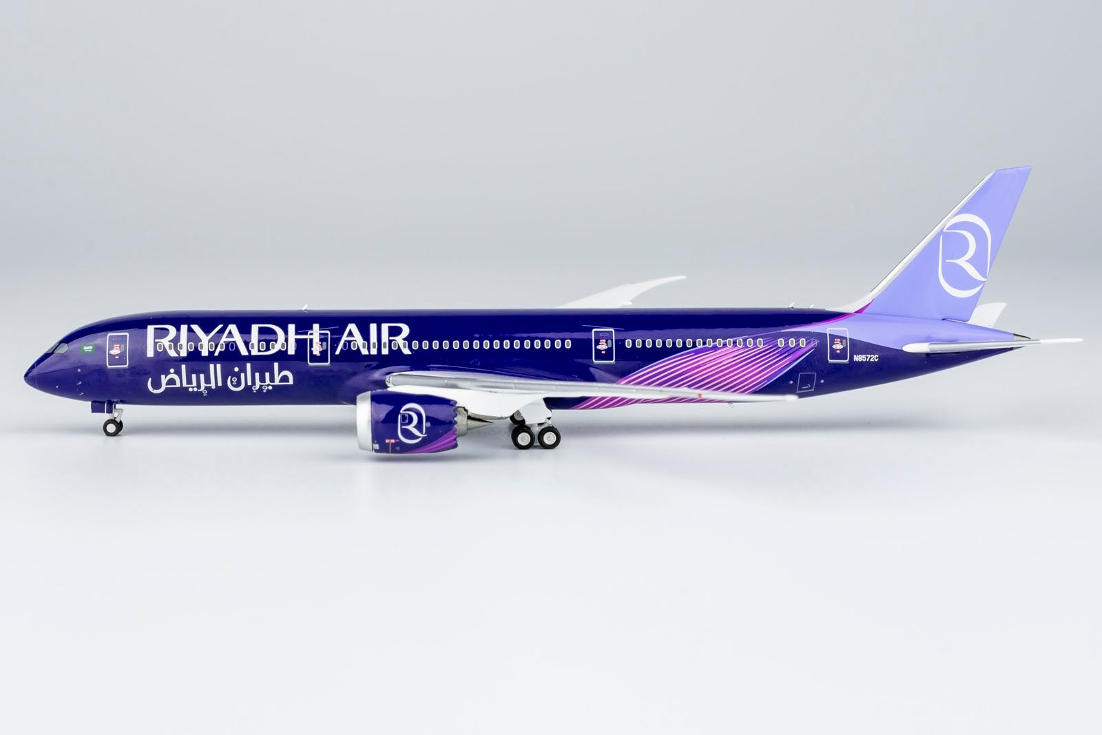 Amazon.co.jp: NGmodel サウディア 787-9 HZ-ARE 1/400 : おもちゃ