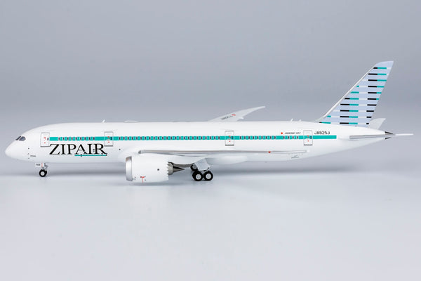 Zipair Tokyo Boeing 787-8 JA825J NG Model 59017 Scale 1:400 