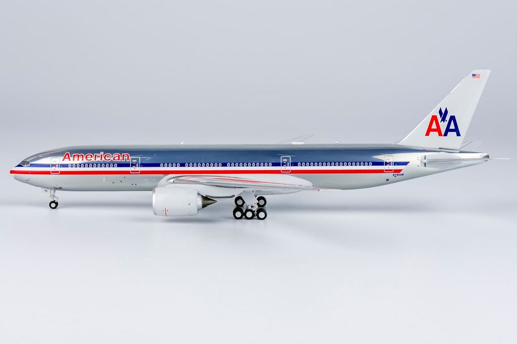 American Airlines Boeing 777-200ER N795AN NG Model 72046 Scale 1:400
